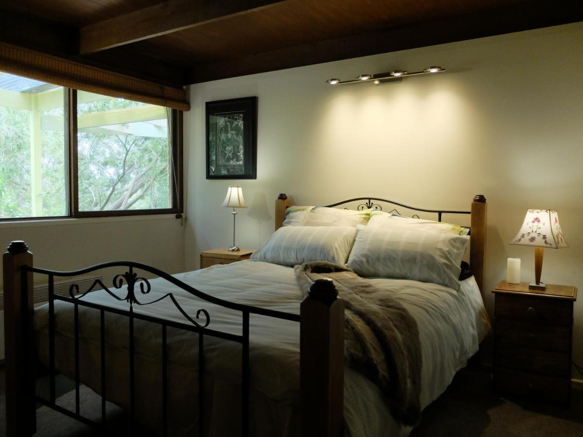 Braeside Bliss Hotel Sherbrooke Екстериор снимка